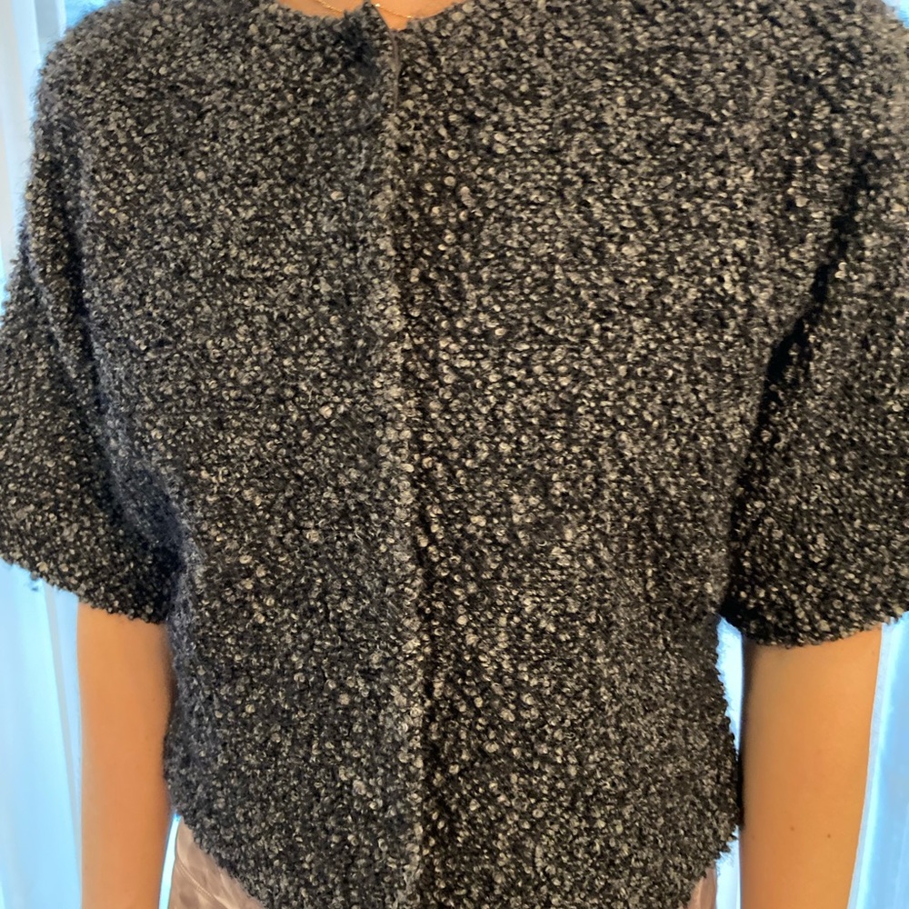 Crop blazer jacket, grey color, worn, in great condition.